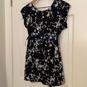 Work appropriate maternity top